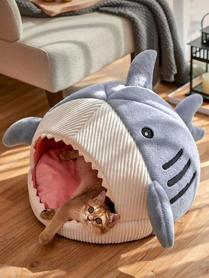 Cat Mat Shark-Shaped Kennel Kitten Bed Hideout House Warm Soft Comfortable Semi-Closed Cat Dog Nest Blue L